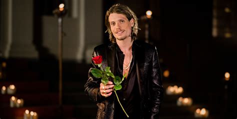 bachelor tony|Dit zijn de deelnemers van De Bachelor 2021 met。